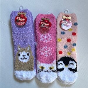 NWT Shine woman’s lot of 3 cozy slipper socks